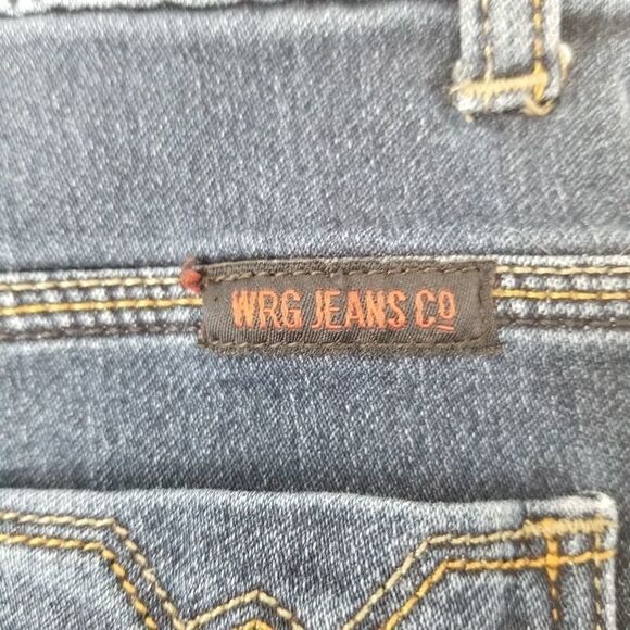 16 Regular Wrangler Authentic Denim. - Picture 4 of 13